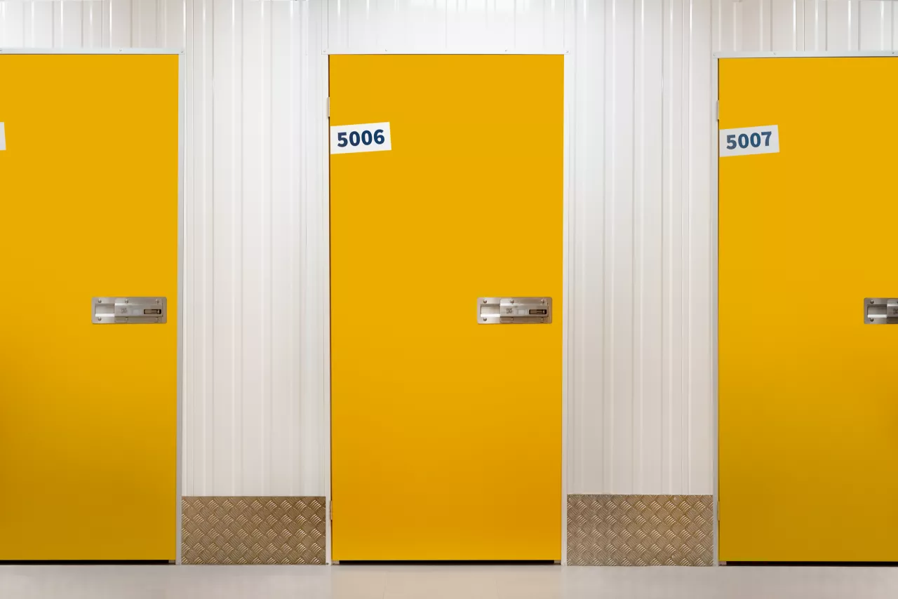 stau_boxen_aussen_l_geschlossen