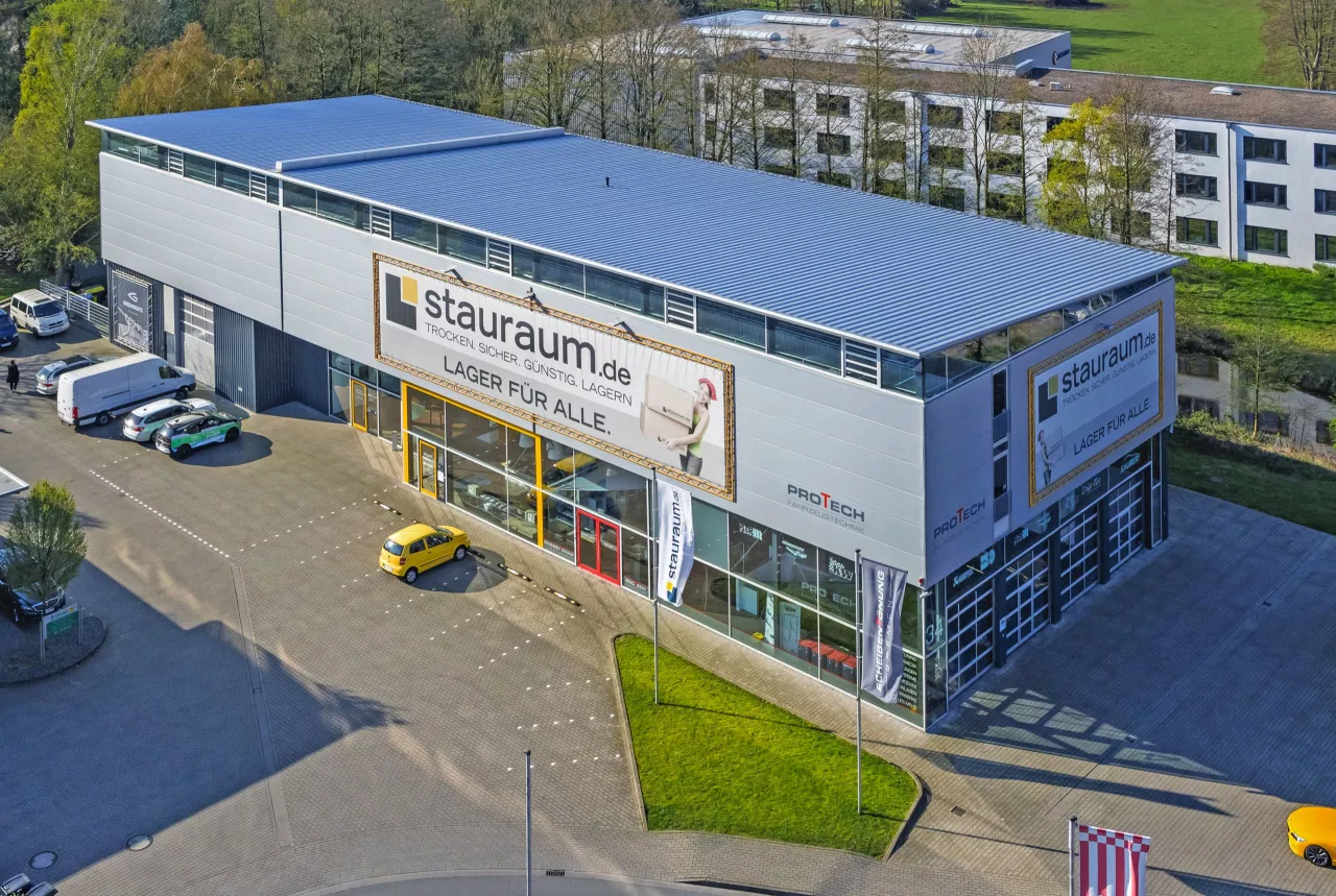 stauraum_bremen_h34_aussen_drone_1