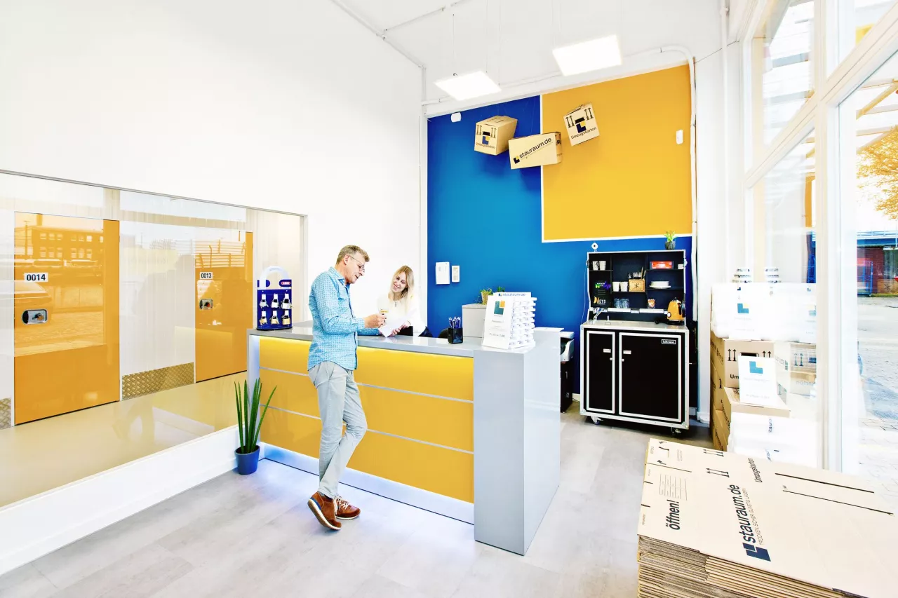 stauraum_bremen_g13_innen_kundenberatung_1