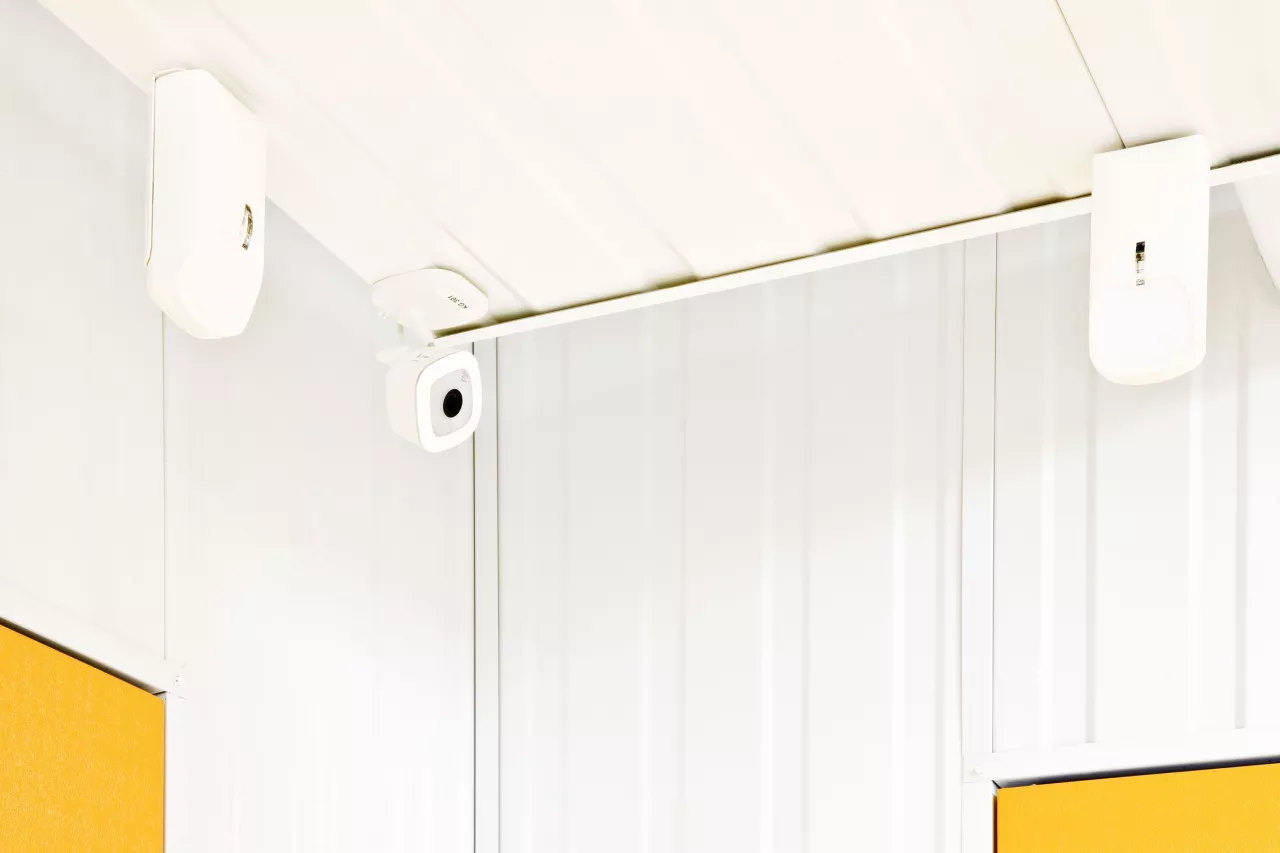 424a57_b04ebc6b38cc4bb6802934ffd873d38f-mv2